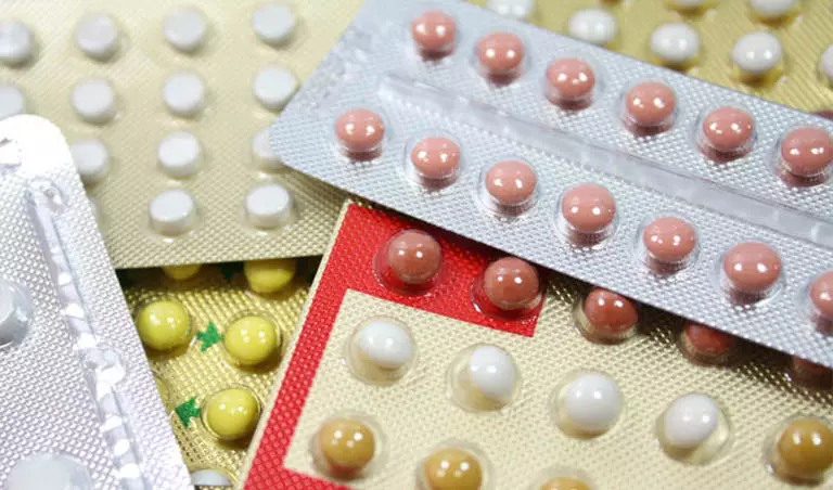 Bị lạc nội mạc tử cung có dùng thuốc ngừa thai được không?